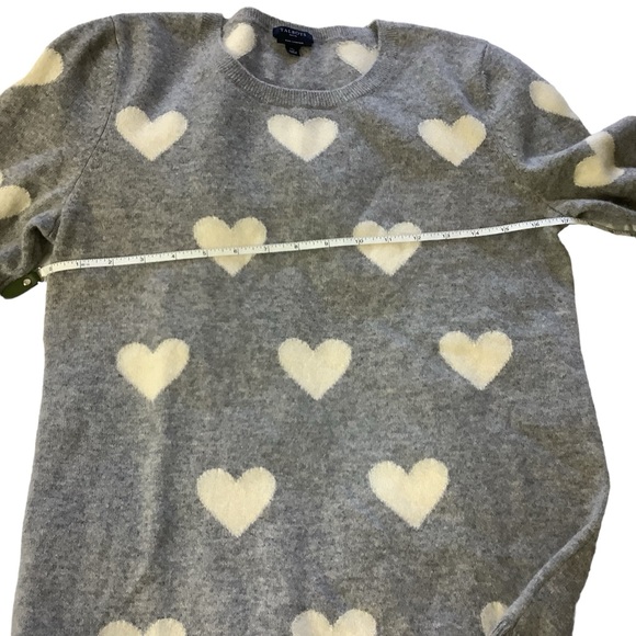 Petite Medium Talbots 100% Cashmere Sweater Heather Gray Cream Heart Pattern - Picture 6 of 10